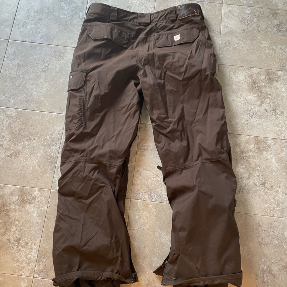 Men’s Burton snow pants